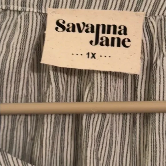 Savanna Jane Multicolor Embroidered Top - Picture 3 of 8